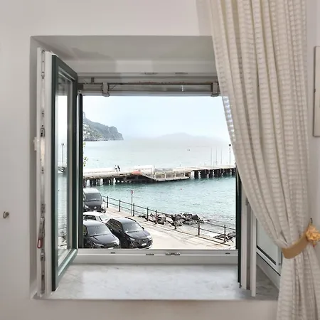 Maison Lucienne Apartman Minori